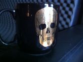 Caneca Caveira Dourada